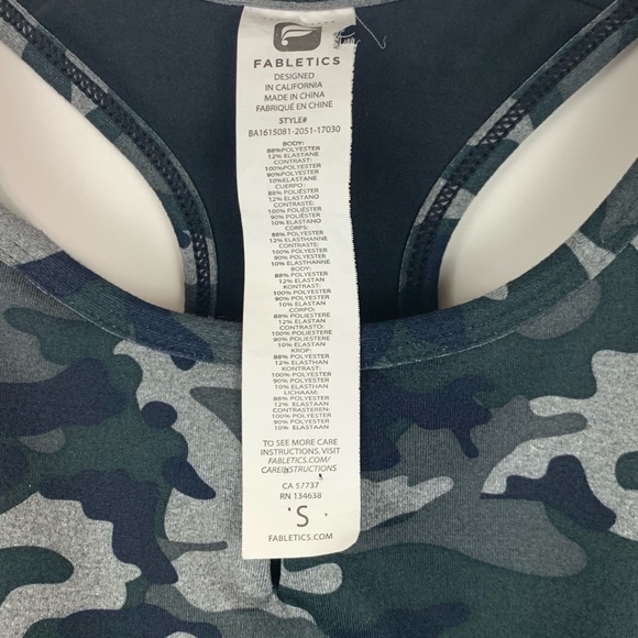 ** SOLD ** FABLETICS Sylvia Camo Sports Bra - Picture 6 of 6